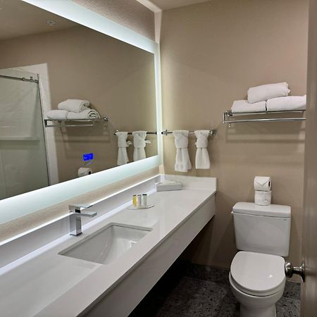 Travelodge By Wyndham Lake Havasu Lake Havasu City Exterior photo