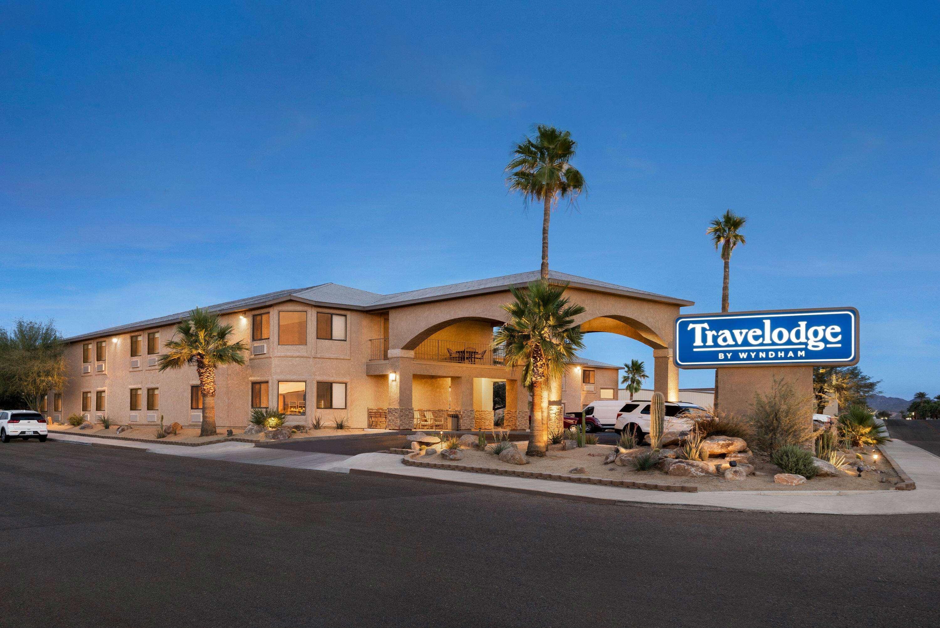 Travelodge By Wyndham Lake Havasu Lake Havasu City Exterior photo