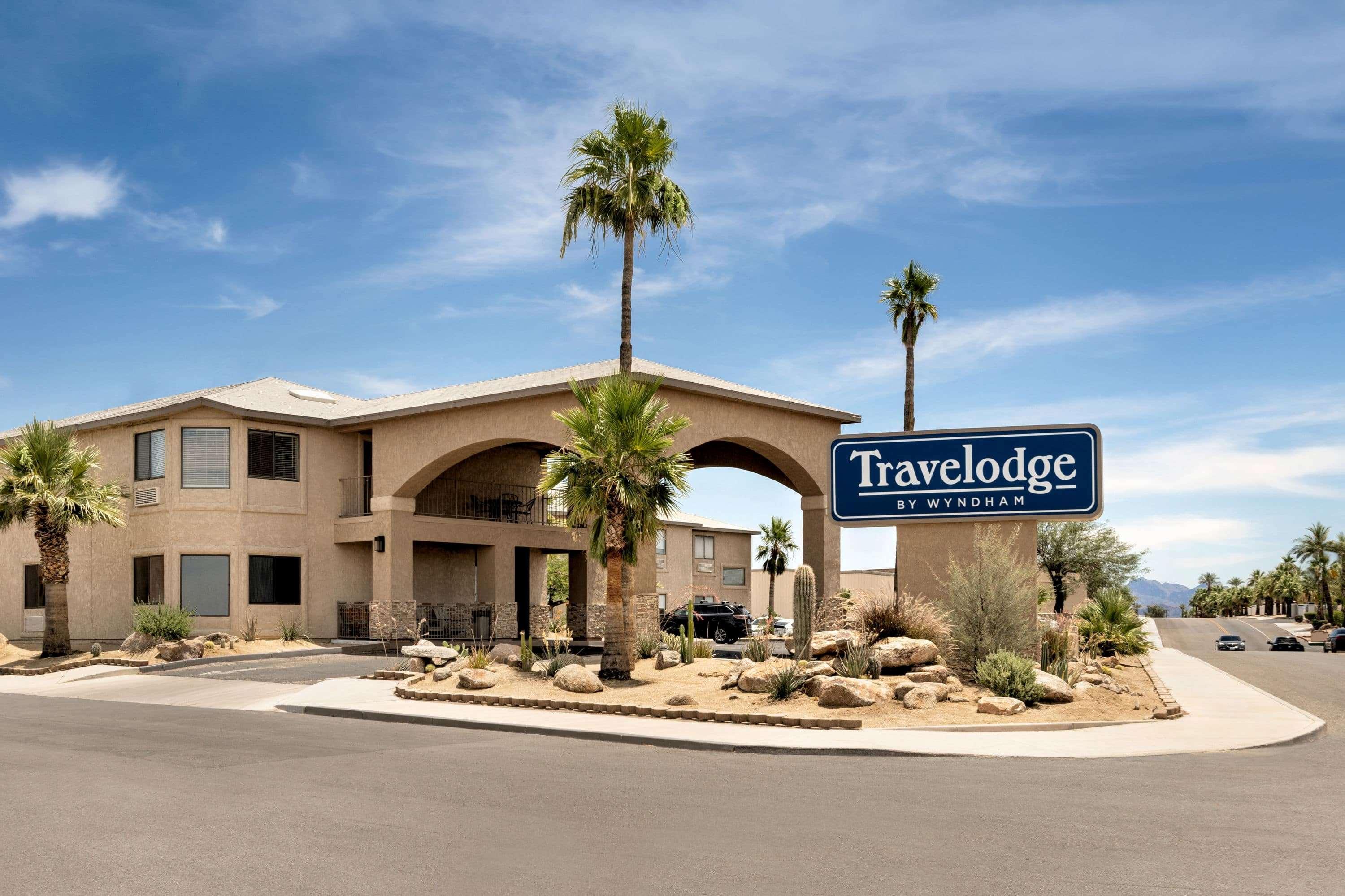 Travelodge By Wyndham Lake Havasu Lake Havasu City Exterior photo